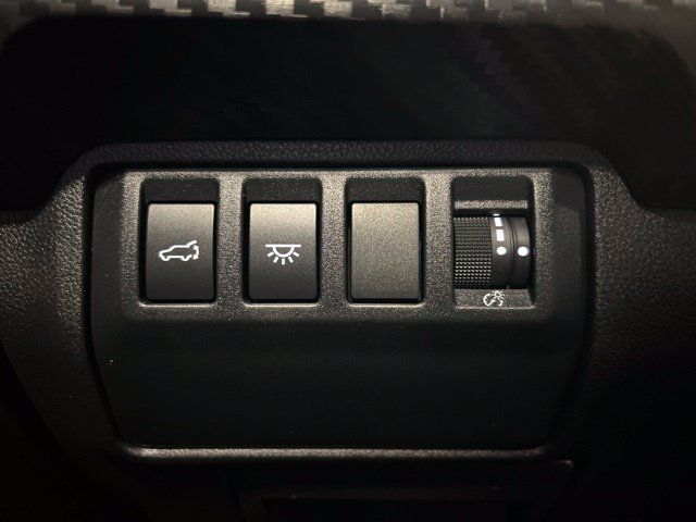 Used 2026 Subaru Ascent Premium AWD/4WD image 17