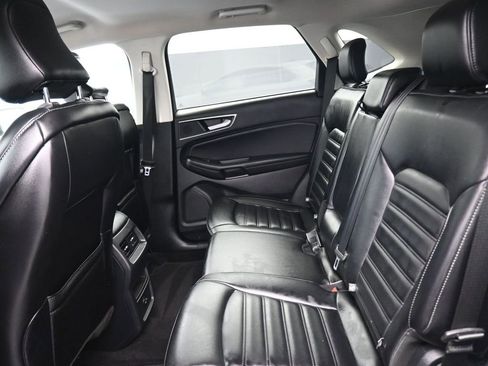 Used 2022 Ford Edge SEL image 21