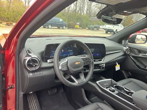 New 2026 Chevrolet Equinox LT image 10