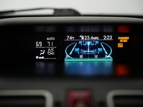 Used 2017 Subaru Forester 2.5i Touring w/ Protection Package #2 image 23