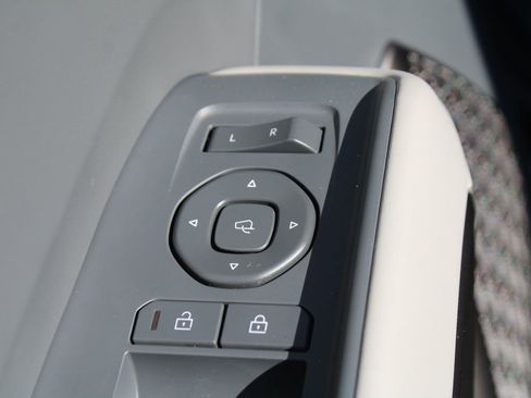 New 2026 Kia EV9 Wind image 23