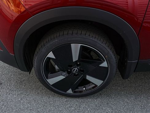 New 2026 Nissan Kicks SR image 11