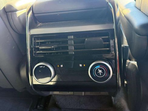 Used 2024 Land Rover Range Rover Sport Dynamic SE image 26