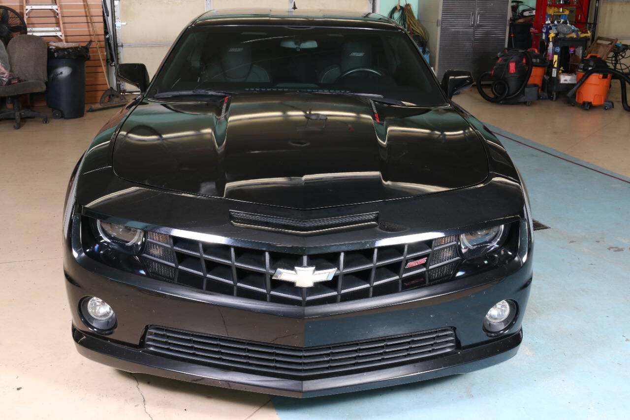 Used 2013 Chevrolet Camaro SS w/ RS Package RWD image 11
