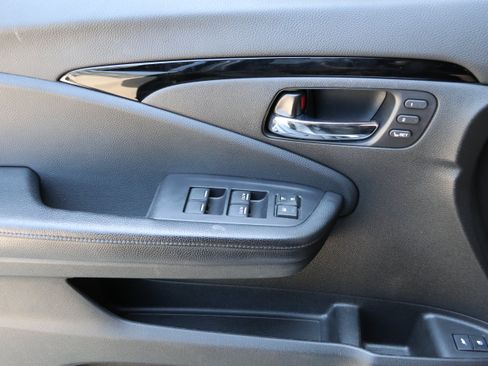 Used 2018 Honda Pilot Elite image 12