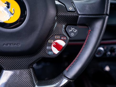 Used 2016 Ferrari 488 GTB RWD image 39