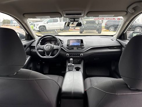 Used 2024 Nissan Altima 2.5 S image 36