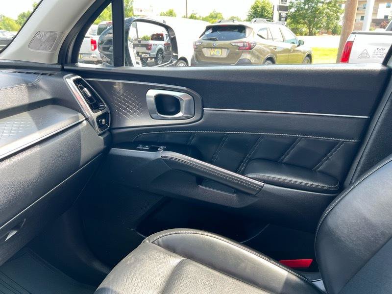 Used 2022 Kia Sorento SX AWD/4WD image 12
