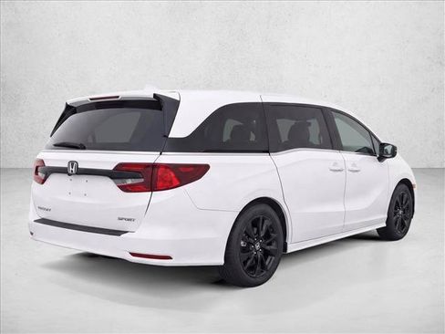 Used 2024 Honda Odyssey Sport image 7