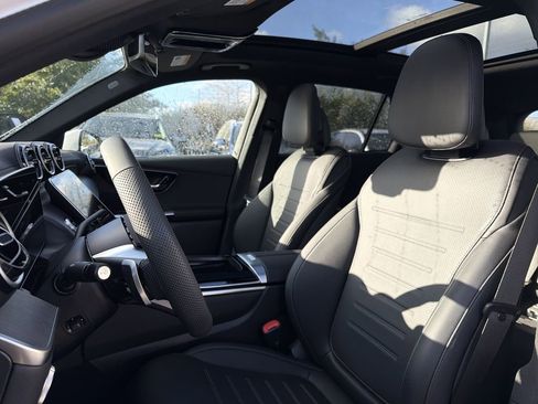 New 2026 Mercedes-Benz GLC 300 GLC 300 image 12