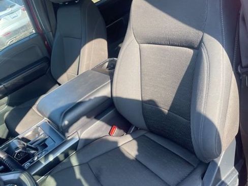 Used 2021 Ford F150 XLT w/ Equipment Group 302A High image 11