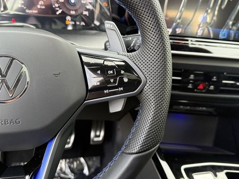 New 2026 Volkswagen Golf 2.0T image 16