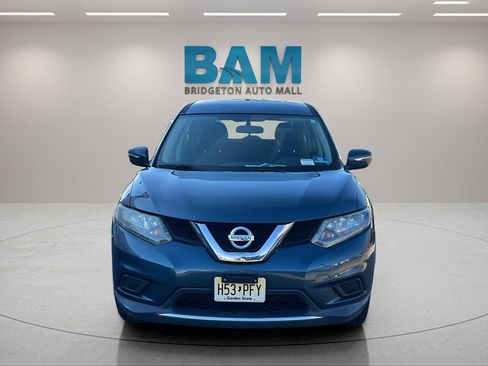 Used 2014 Nissan Rogue S image 2