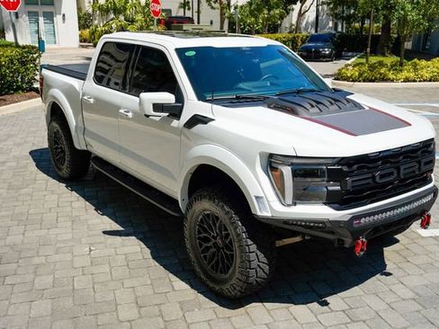 Used 2025 Ford F150 Raptor w/ Equipment Group 803A Raptor R AWD/4WD image 37