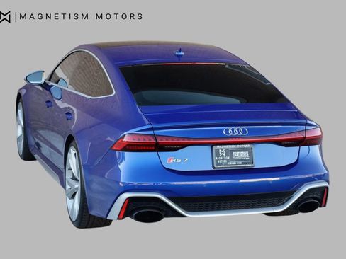 Used 2022 Audi RS 7 Sportback w/ RS 7 Executive Package image 9