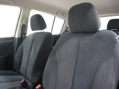 Used 2012 Nissan Versa 1.8 S w/ Special Edition Pkg FWD image 11