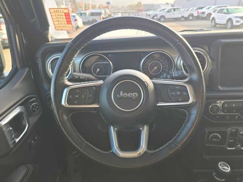 Used 2023 Jeep Wrangler Sahara w/ Cold Weather Group image 11