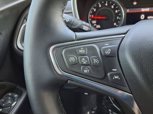 Used 2024 Chevrolet Equinox Premier AWD/4WD image 13