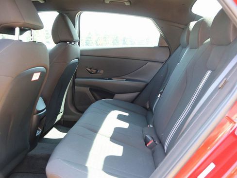 New 2025 Hyundai Elantra Sport image 18