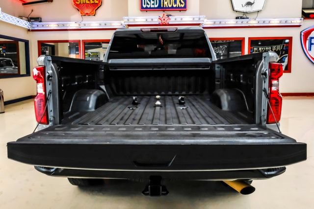 Used 2025 Chevrolet Silverado 2500 Custom w/ Custom Value Package AWD/4WD image 8