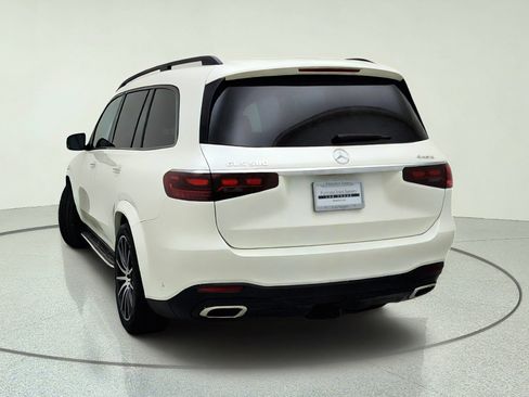 Certified 2024 Mercedes-Benz GLS 580 4MATIC image 11