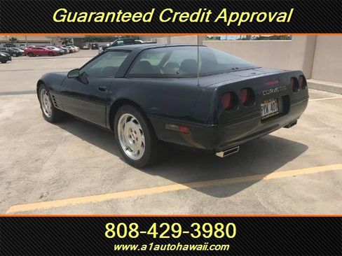 Used 1994 Chevrolet Corvette Coupe image 3