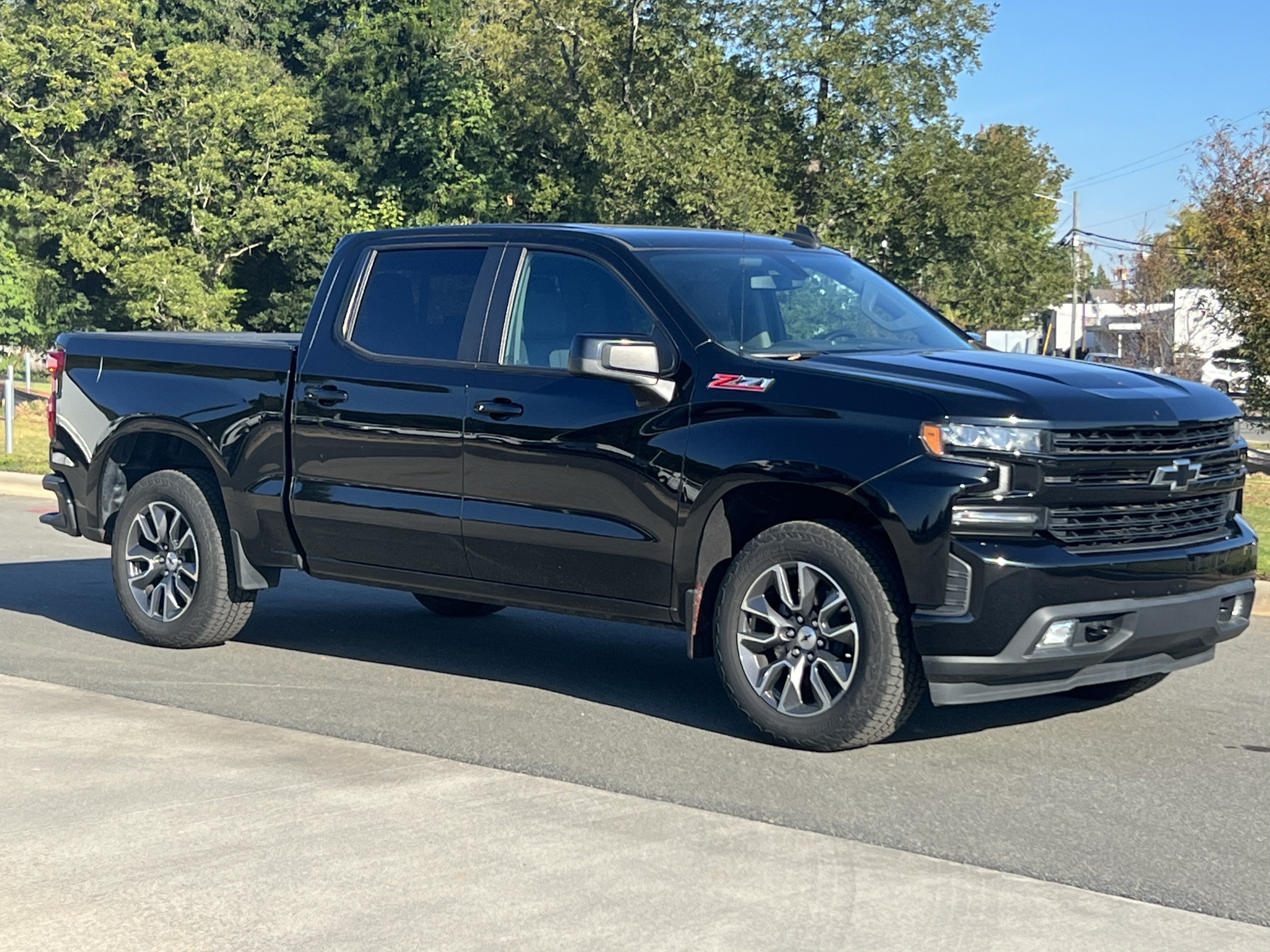 Used 2020 Chevrolet Silverado 1500 RST w/ All-Star Edition AWD/4WD image 2