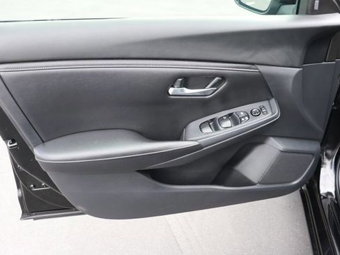 Used 2020 Nissan Sentra SV FWD image 8