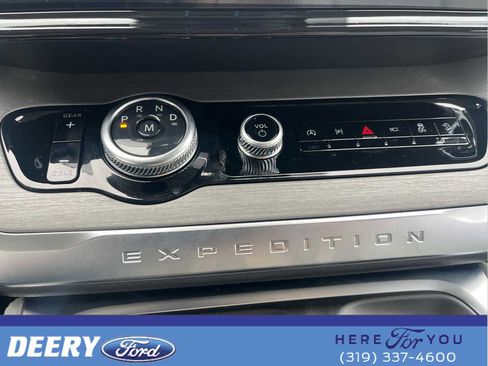 New 2026 Ford Expedition Max Platinum w/ Driver's Package image 36