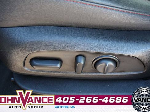 Used 2019 Chevrolet Blazer RS image 33