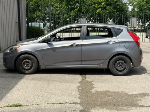Used 2015 Hyundai Accent GS FWD image 4