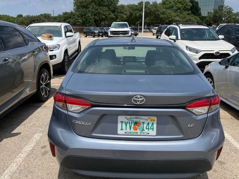 Used 2024 Toyota Corolla LE FWD image 5