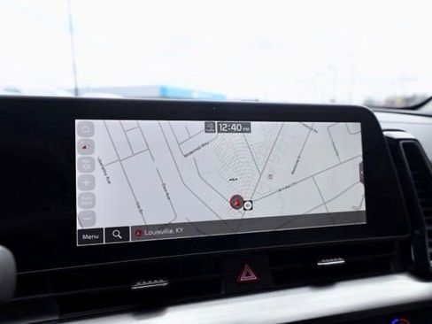 Used 2023 Kia Sportage EX image 3