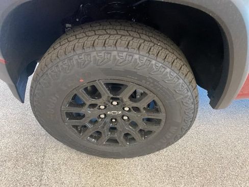 New 2026 Chevrolet Colorado Trail Boss AWD/4WD image 10