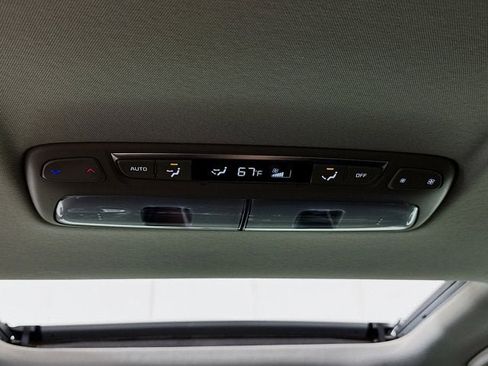 New 2025 Kia Telluride S image 30