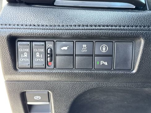 Used 2024 Honda Odyssey Touring image 13