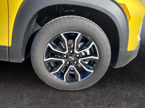 Used 2024 Chevrolet TrailBlazer ACTIV w/ Convenience Package FWD image 25