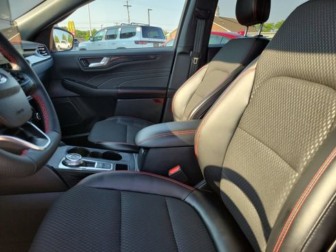 Used 2023 Ford Escape ST-Line w/ Tech Pack #1 AWD/4WD image 20