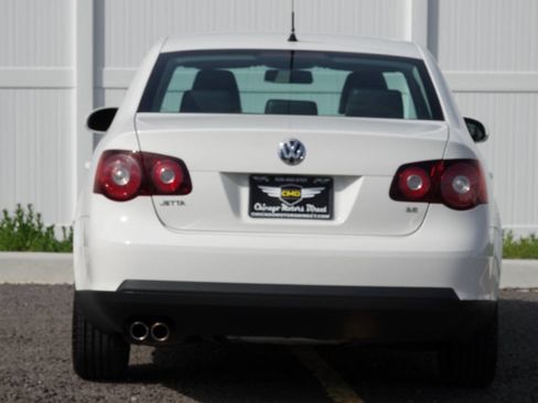 Used 2010 Volkswagen Jetta Limited Edition FWD image 23