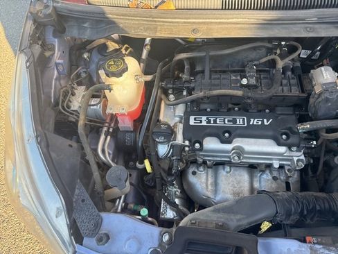 Used 2015 Chevrolet Spark LT image 26