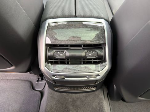 New 2026 BMW 760i xDrive w/ Executive Package AWD/4WD image 16