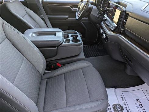 Used 2022 GMC Sierra 1500 Elevation image 21