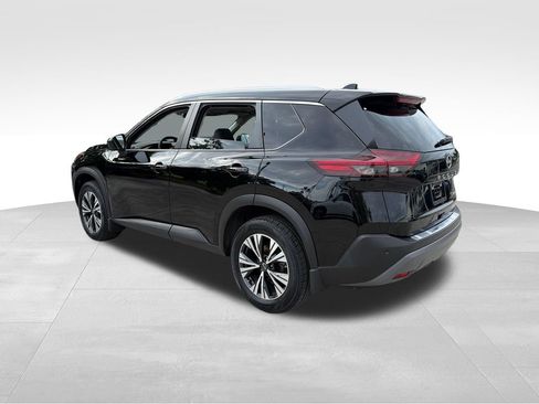 Certified 2023 Nissan Rogue SV w/ SV Premium B Package AWD/4WD image 5