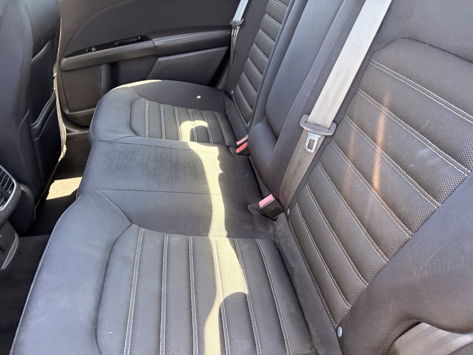 Used 2014 Ford Fusion SE FWD image 16
