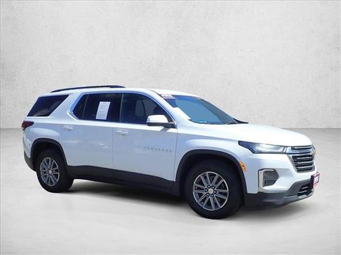 Used 2023 Chevrolet Traverse LT AWD/4WD image 6
