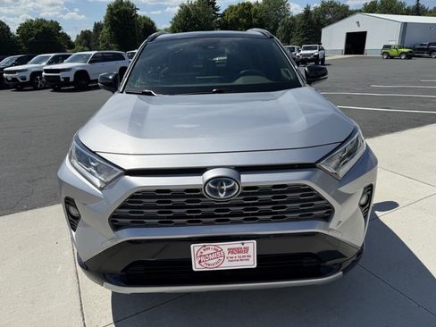 Used 2020 Toyota RAV4 XSE w/ XSE Grade Weather Package AWD/4WD image 3