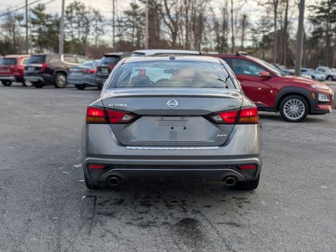 Used 2019 Nissan Altima 2.5 SR image 8