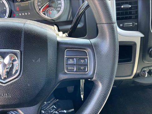 Used 2016 RAM 3500 SLT RWD image 16