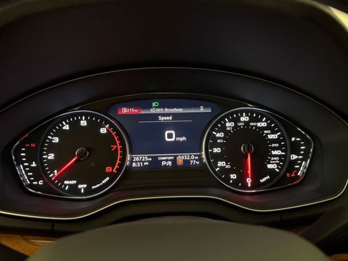 Used 2023 Audi Q5 2.0T Premium w/ Convenience Package AWD/4WD image 21
