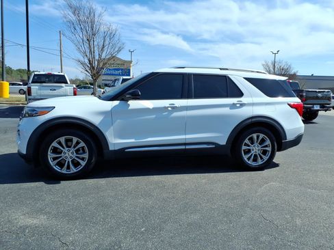 Used 2021 Ford Explorer Limited w/ Equipment Group 301A image 25